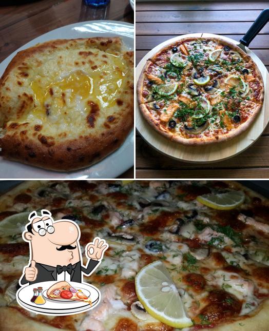 Отведайте пиццу в ""