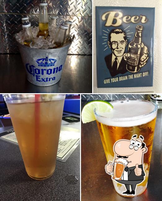 Pit Stop Bar & Grill