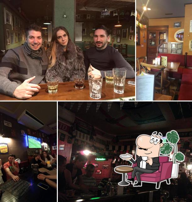 Интерьер "Finnegan's Wake Irish Pub"
