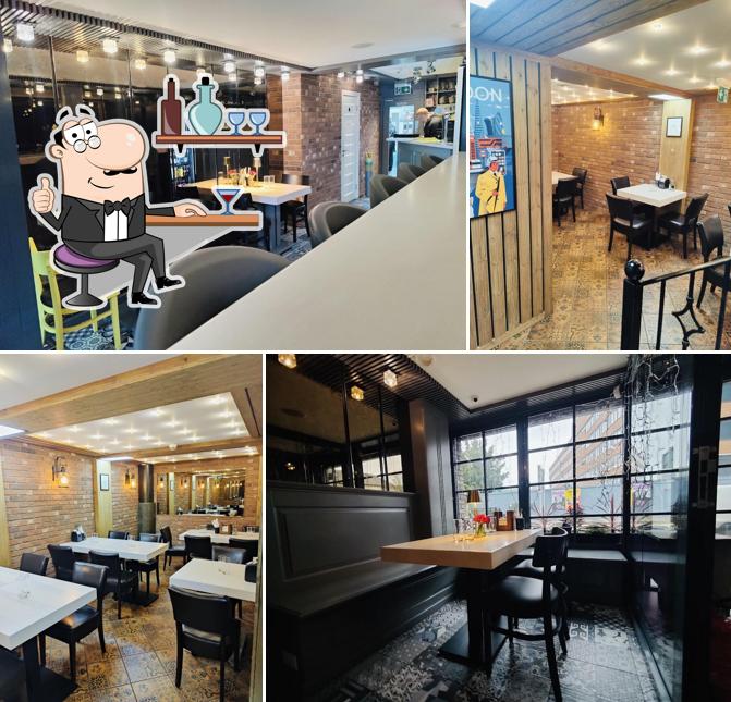 Studio 7 Restaurant