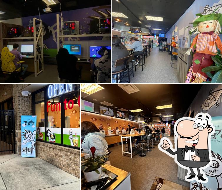 The Forks USA Self Ramen & PC Cafe