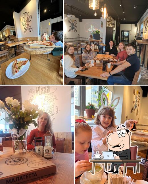 Посмотрите на внутренний интерьер "Малатеста"