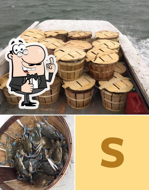 S&T Seafood