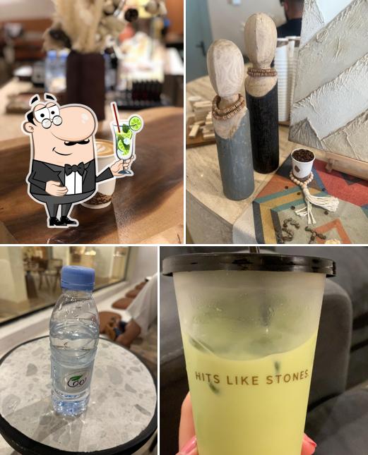 STONES cafe