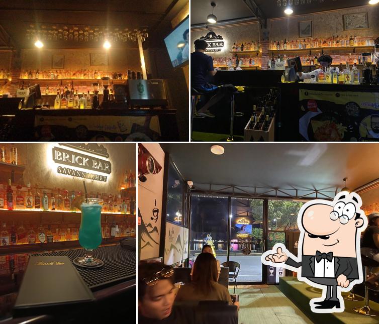 บริคกิบาร์ BRICKIBAR Cafe & restaurant