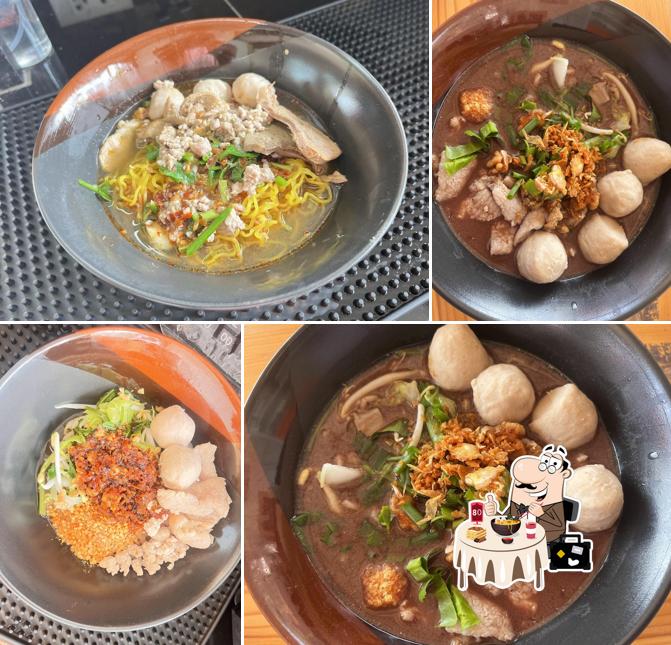 ก๋วยเตี๋ยวหมู-แก้วดีลำพูน