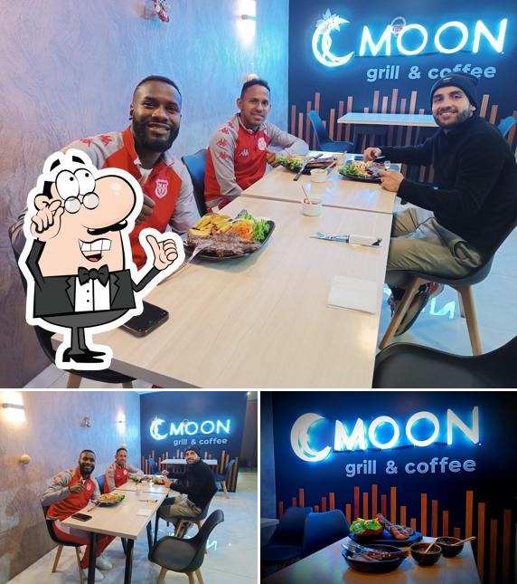 Moon Grill & Coffee