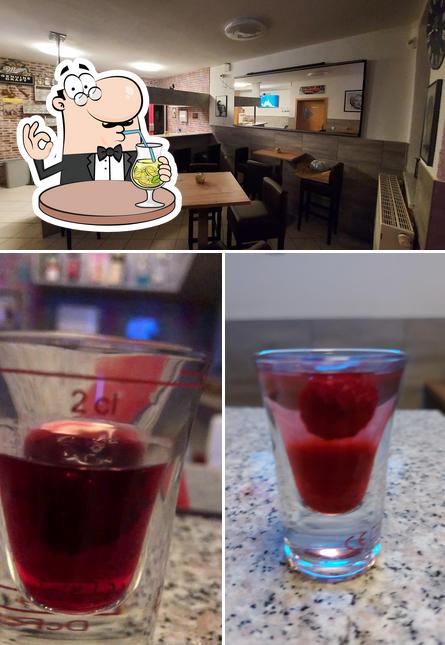 RETRO Cafe Bar