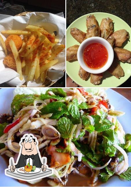 ร้าน น้ำปั่น&ยำแซ่บ