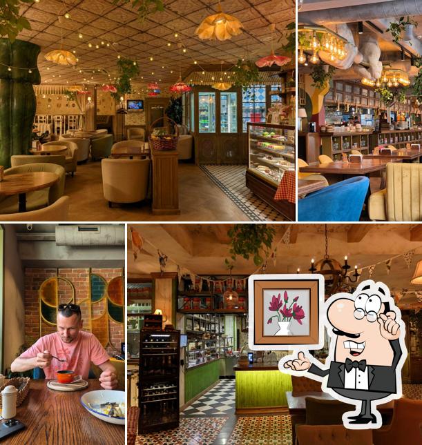 Посмотрите на внутренний интерьер "Чиполучо"