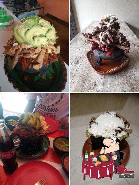 Los Molcajetes