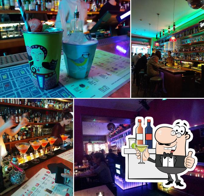Bar 812