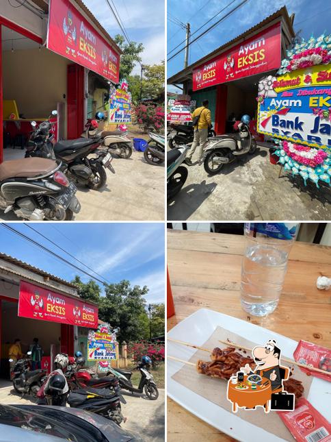 Ayam EKSIS