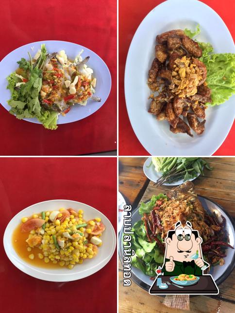 Phi Muek Restaurant (Kai Ong)