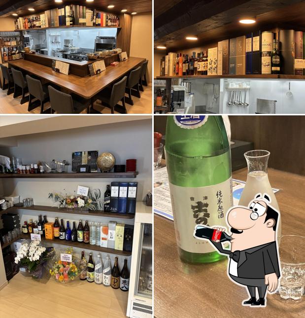 割烹酒場 孔雀屋