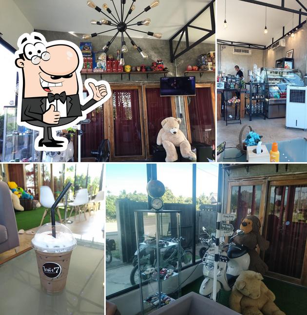 โกดัง 7 คาเฟ่ - Warehouse 7 Café