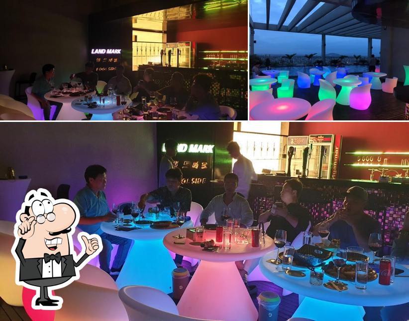 Landmark Sky Bar