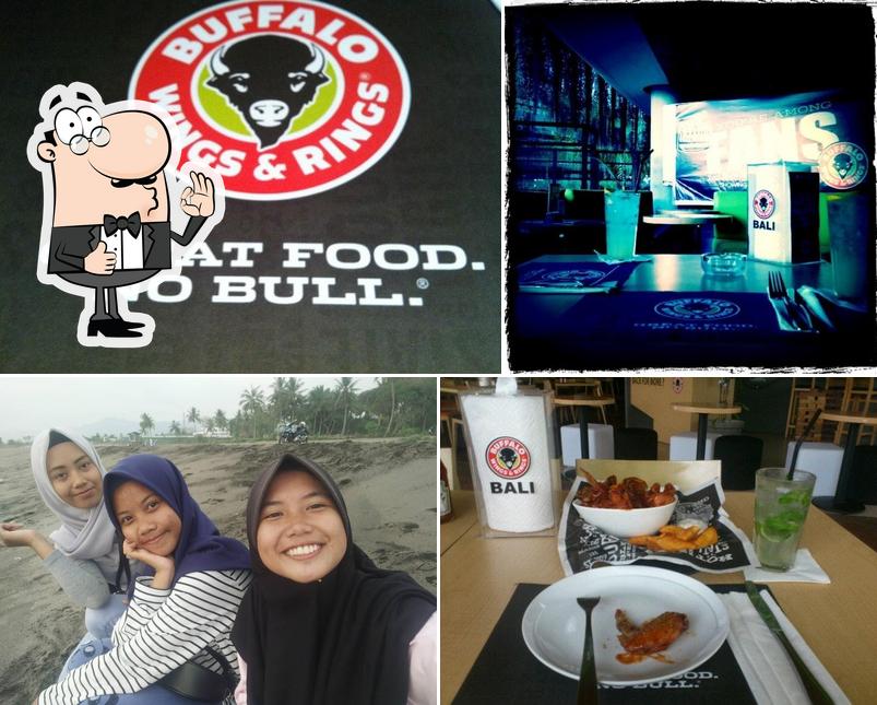 Buffalo Wings & Rings