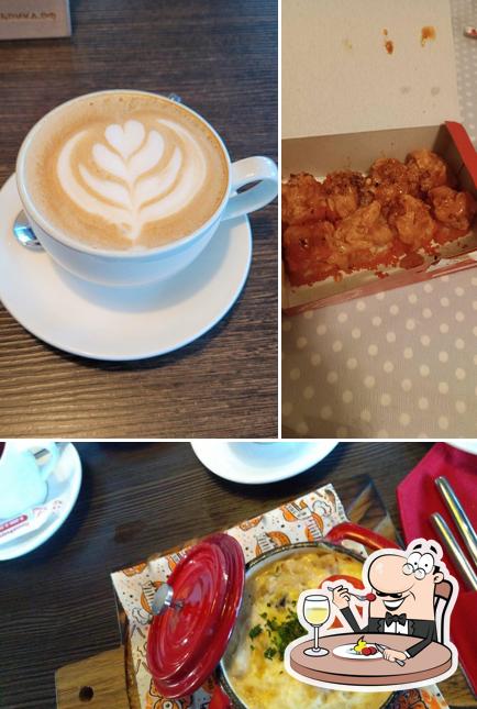 Блюда в "ПиццаФабрике"