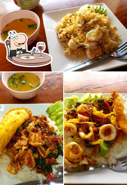 ครัวสุขสันต์ Restaurant&Coffee