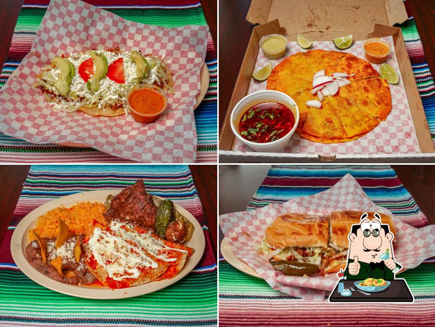 CHIMUELO'S TACOS
