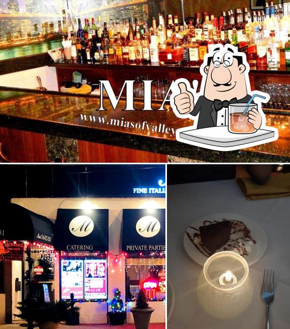 Mia's