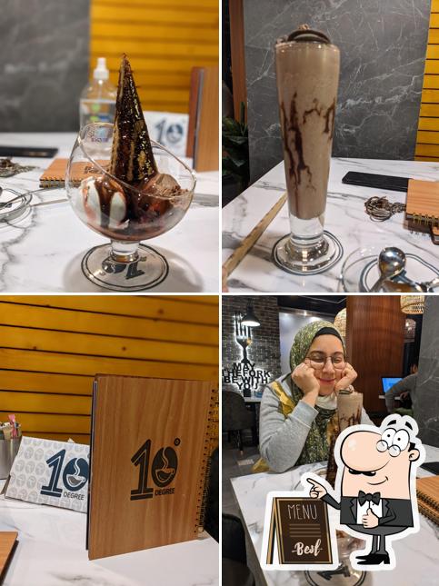 10 degree Restaurant & Café
