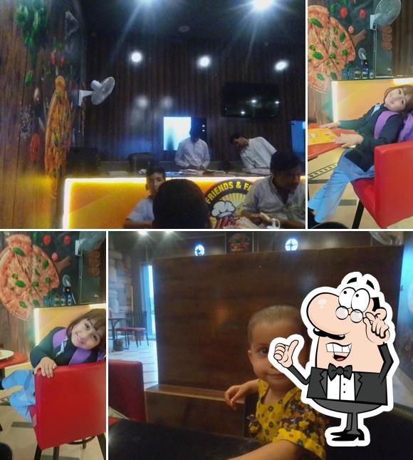 Friends & Family Pizza Mart