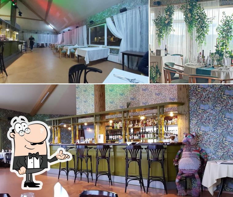 Посмотрите на внутренний интерьер "Панорамного ресторана "У Егорыча""