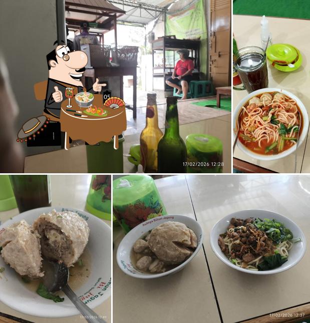 MIE AYAM DAN BAKSO ISTIQOMAS