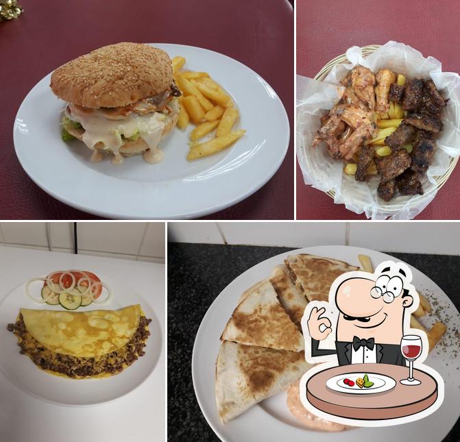 Bulls Bar, Accommodation & Bistro