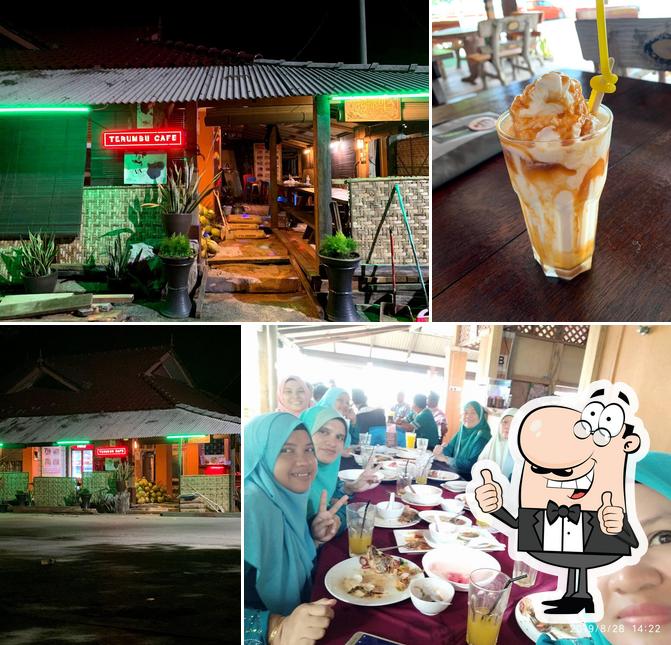 Terumbu Cafe