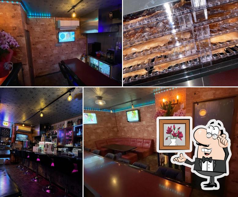 dining bar HANGOUT