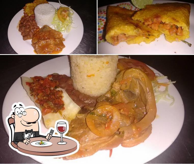 Restaurante Y Parrilla Como En Casa
