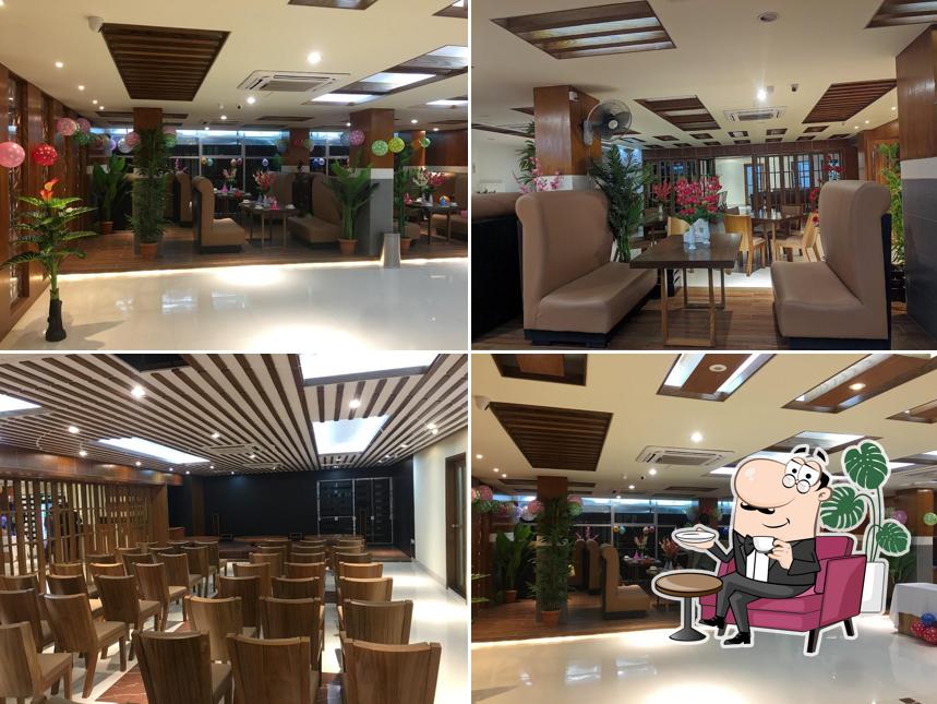 Savor Cafe & Restaurant