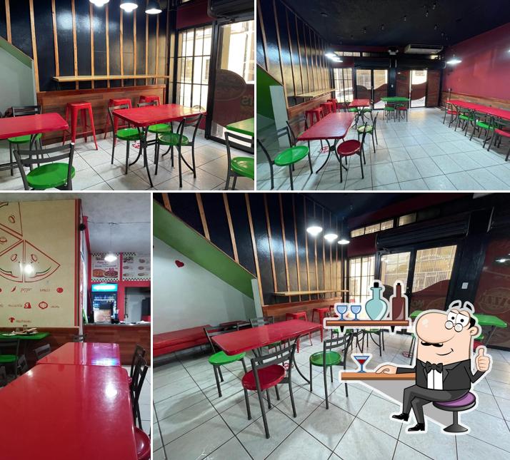 Moli's Pizza Entrada a Copan