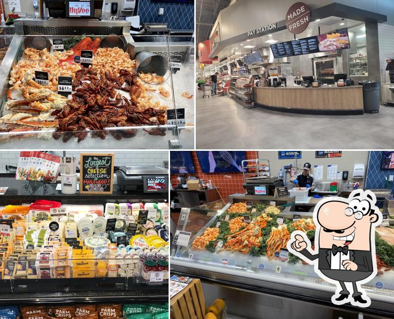 Hy-Vee Grocery Store