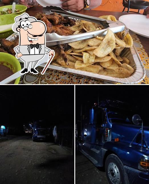 Enchitacos Chicken