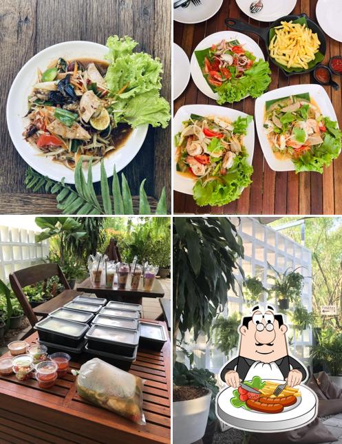 Ton Lom cafe