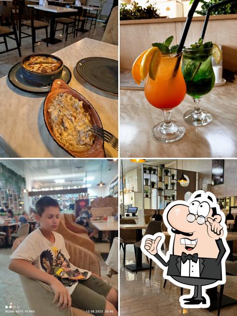 Посмотрите на внутренний интерьер "У мангала"