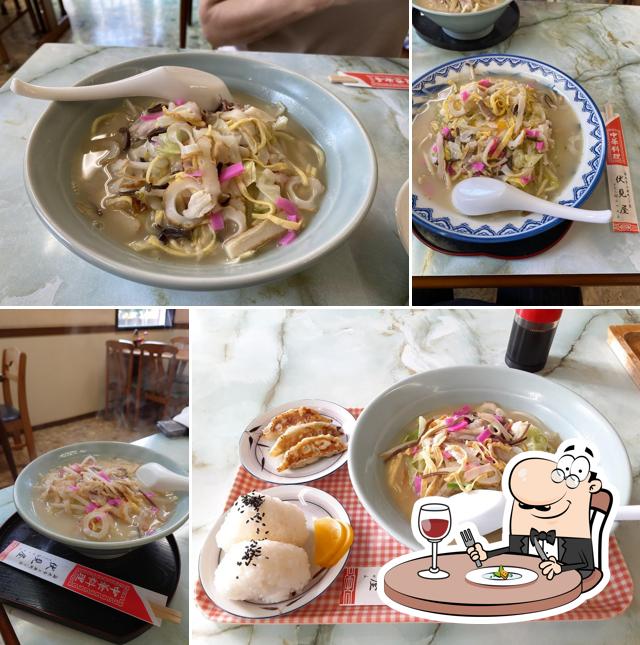 伏見屋食堂