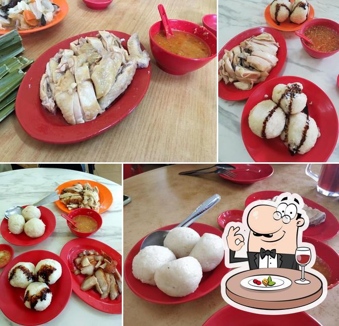 Fang Mei Hainan Chicken Rice Ball 芳美茶餐室
