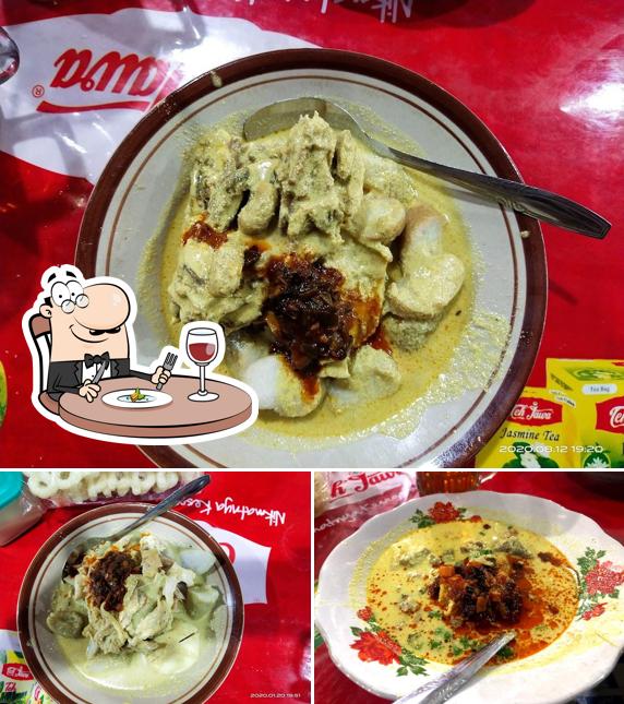 Opor Ayam Mbak Rita