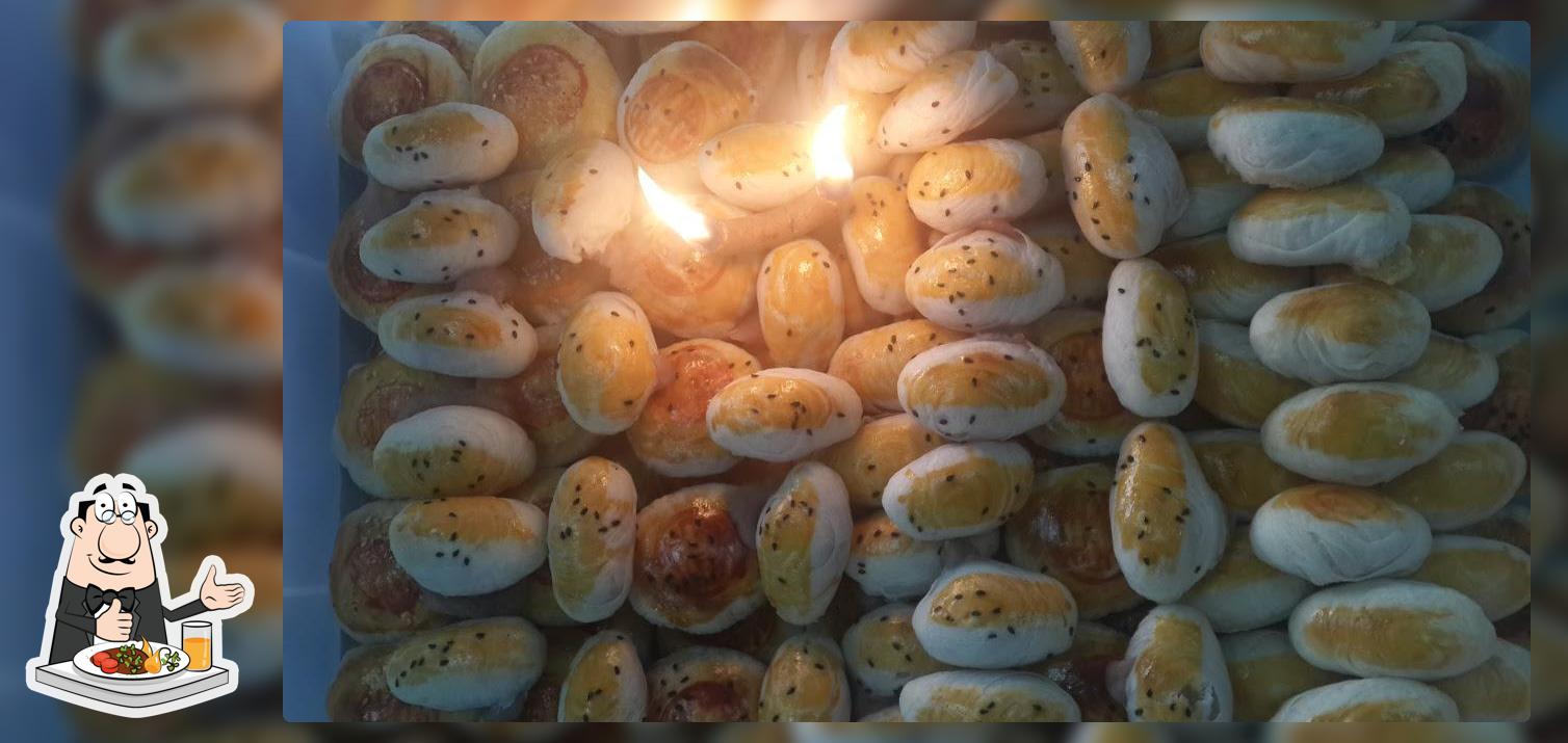 ร้านขนม"แล้วแต่ตุ๊ก"