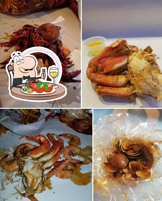 Crackin' Crab Seafood Boil