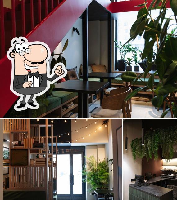 Посмотрите на внутренний интерьер "Качуко"