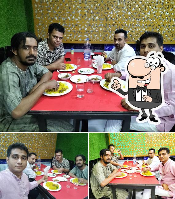 খাবার বাড়ি রেস্তোরা এন্ড সুইটস