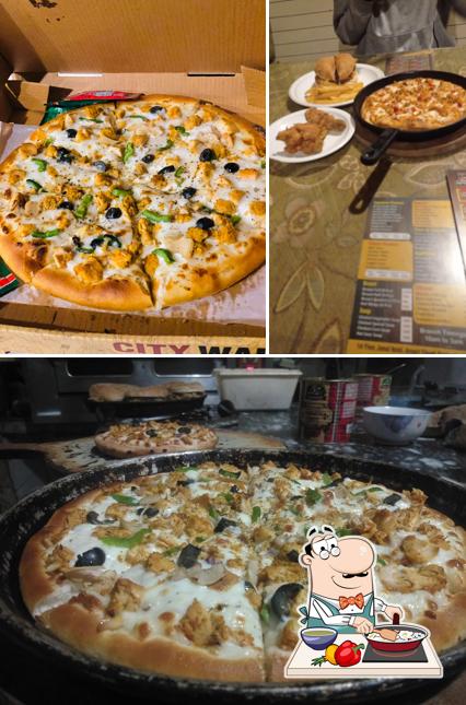 City Wall Street Pizza Gilgit