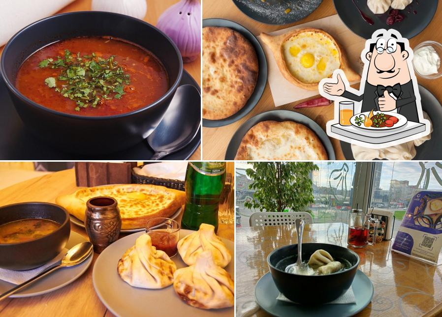 Еда в "Хинкальная Застава"