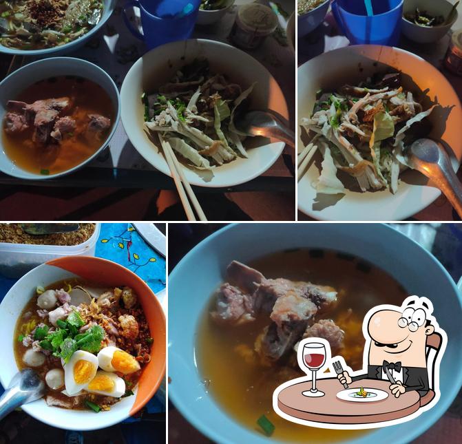 ร้านก๋วยเตี๋ยวแม่ปราณี